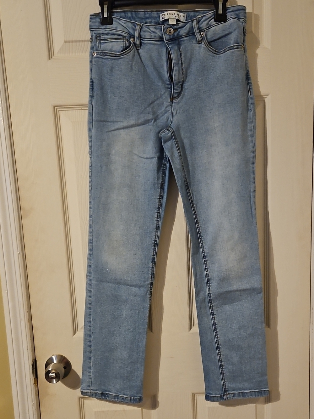 Anne Klein Light Wash Straight Leg Jeans